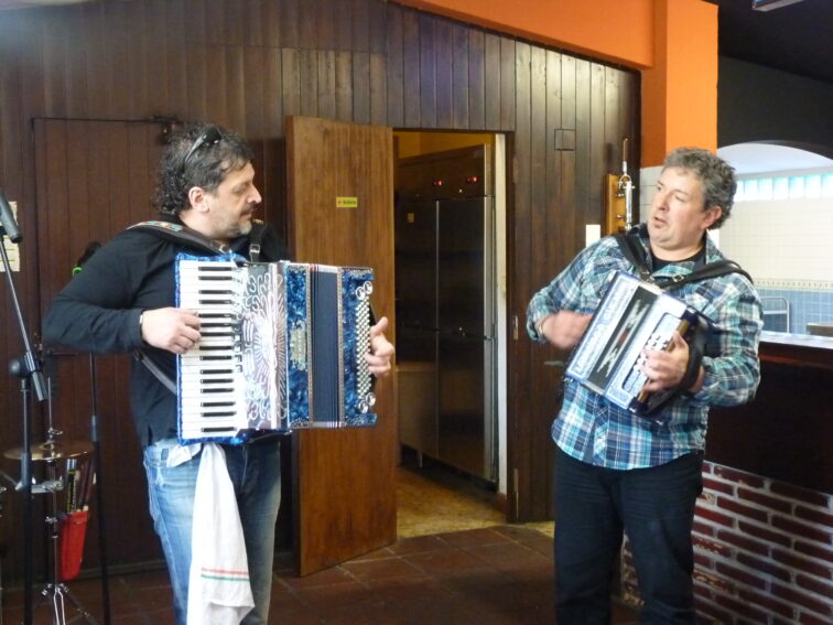 Luhartz folk tradicional música vasca euskal erromeria basque music kultura